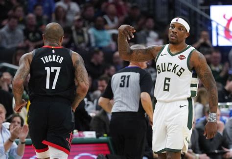 Eric Bledsoe Steals Show As Bucks Pull Away From Rockets In Key Match