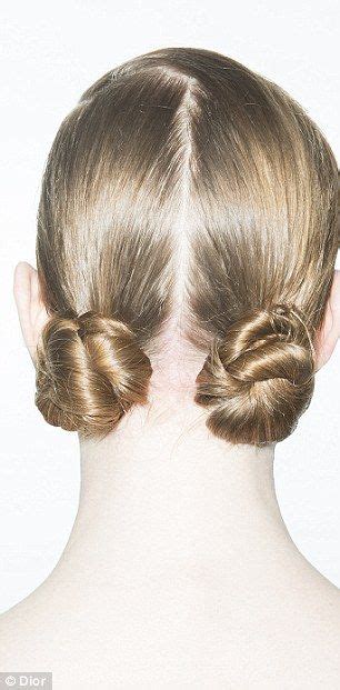 Three Easy Ways To Upgrade Your Top Knot Are Here Try Em All Sexy