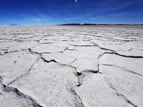 The largest salt flats in the world the incredible salt flats (the world's largest) are a must do for anyone visiting south america. Uyuni Salt Flats Bolivia Beautiful Pictures - Business Insider
