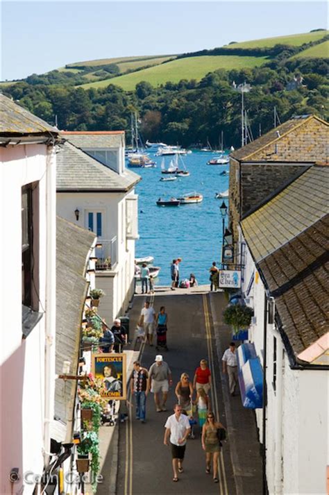 Self catering holiday cottages in salcombe. Snapes View | Salcombe | Toad Hall Cottages
