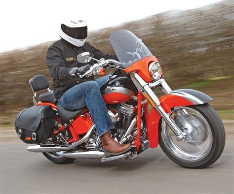 Using nonapproved tires can adversely affect stability, which could result in death or serious injury. HARLEY-DAVIDSON SOFTAIL CVO CONVERTIBLE (2010-2012) Review ...
