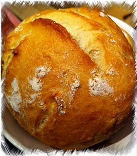 Bien avant de commencer le blog, je m'étais amusé à faire du pain maison. Recette Pain maison bien croustillant sur La popotte de ...