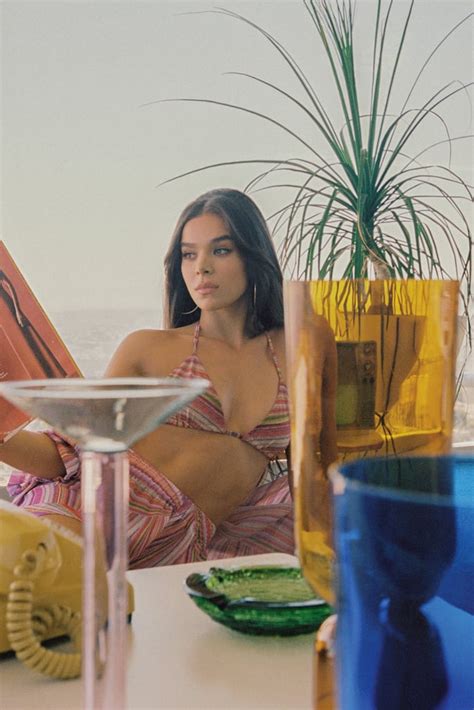 See Hailee Steinfeld And Frankies Bikinis New Collection Popsugar