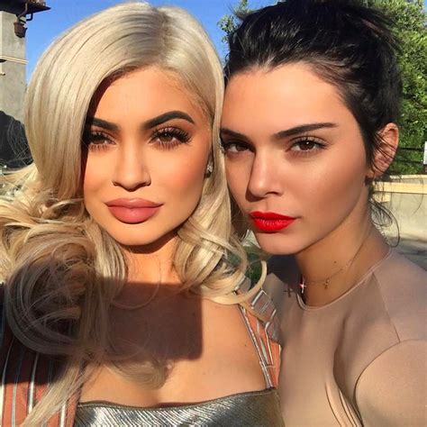 Kendall And Kylie Jenner Selfie September 2016 Popsugar Beauty