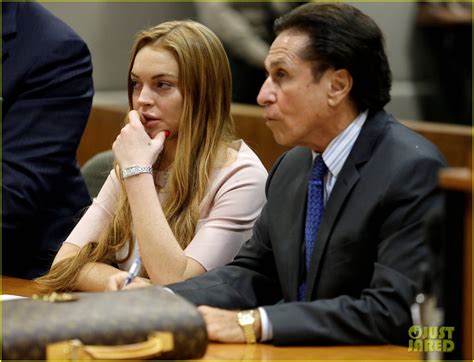Lindsay Lohan Takes Plea Deal Rehab For 90 Days No Jail Photo