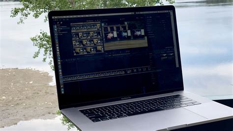 Adobe premiere pro free and paid options. MacBook Pro Kullanıcılarına Hoparlör Uyarısı | Apple Uzmanı