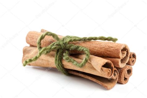 Cinnamon Sticks Bundle ⬇ Stock Photo Image By © Karandaev 1415103