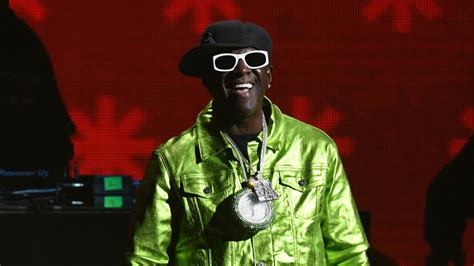 Flavor Flav Reunites With Flavor Of Love Winner At Jingle Ball
