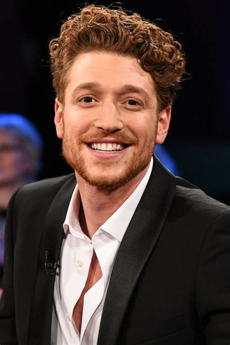 While daniel donskoy 's story begins in moscow, his acting skills on hbo's strike back, bbc's detectorists and netflix series the crown are quickly making him a household name across the globe. Schauspieler Daniel Donskoy | NDR.de - Fernsehen ...