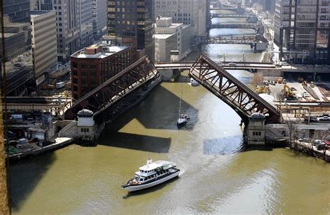 Spanning The Century Four Chicago Bridges Are Turning 100 This Year
