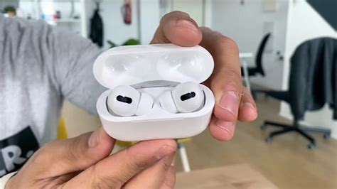 AirPods Pro toma de contacto en vídeo con los auriculares Apple