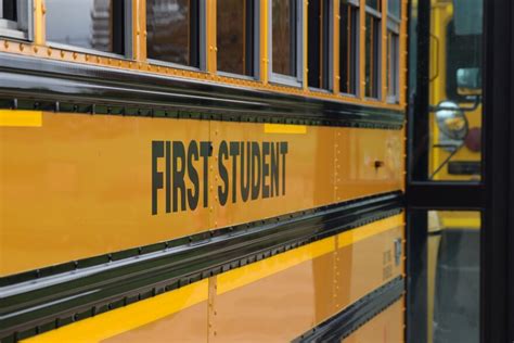 Unit 5 Renews Contract With Bus Company First Student Wglt