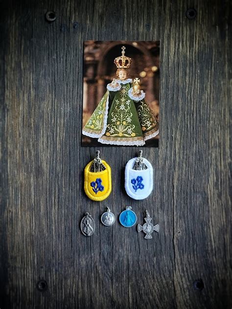 Infant Of Prague Medals And Prayer Cards Catholic Conjure Etsy