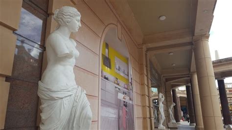 Ever Noticed Something Weird About All The Naked Statues At The Trafford Centre Manchester