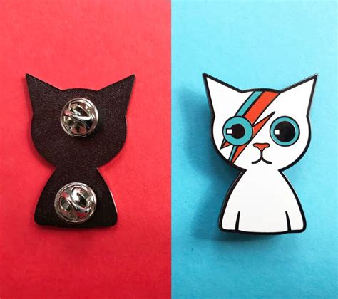 Bowie Cat Pin Enamel Pin Ziggy Stardust Cat Pin On Sale Etsy