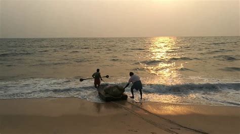 Fisherman At Marari Beach Youtube