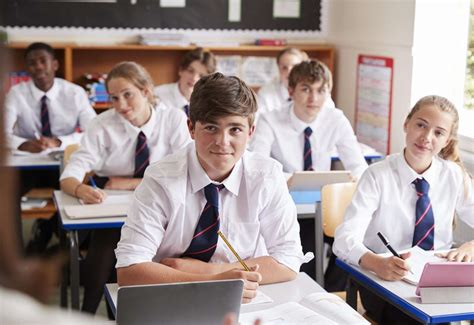 Applications For Places At Secondary Schools In Kent This Year At All