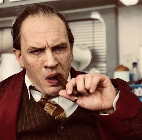 Tom Hardy Looks Unrecognisable As Al Capone In Fonzo First Images