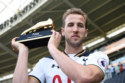 Find the perfect harry kane stock photos and editorial news pictures from getty images. Tottenham enterre Southampton, Harry Kane signe un nouveau ...