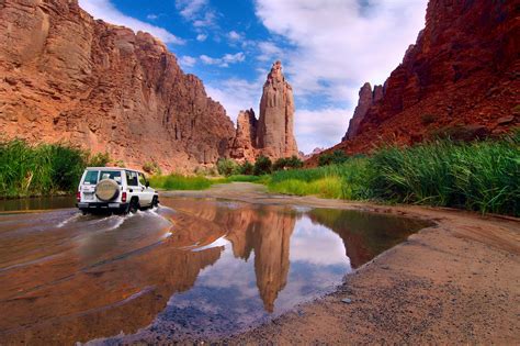 It spans the vast majority of the arabian peninsula, wit. السياحة السعودية on Twitter: &quot;وادي وجبال #الديسة في منطقة ...