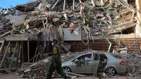 Vea video: Al menos 19 muertos en un terremoto de magnitud 7 en Indonesia
