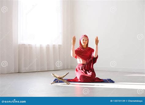 Muslim Woman In Hijab Praying On Mat Stock Image Image Of Hijab