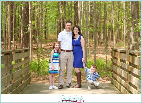 woodsy family photo shoot, family of four, summer family photos, military family, Navy family 