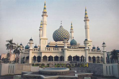 Masjid Istiqomah Dunia Masjid Jakarta Islamic Centre