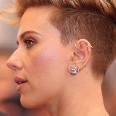 Scarlett johansson wore a total of eight piercings (two helix cartilage piercings, one tragus, 3 stud upper lobe piercings, one forward cartilage and one earring in her ear lobe) at the paris premiere of the paramount pictures release 'ghost in the shell' at le grand rex in paris, france on tuesday. 50 Unusually Cute Ear Piercings For Every Fashionista ...