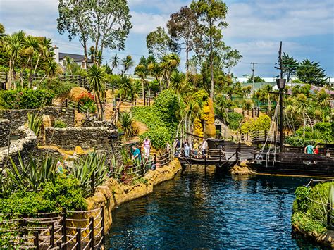 Visit the pirates of the caribbean site to learn about the movies, watch video, play games, find activities, meet the characters, browse images, and more! Pirates Cove family attraction Wexford - days out in Wexford