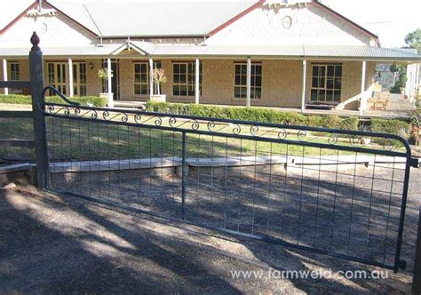 Heritage Style Mesh Gates Farmweld Farm Gate Country Home Exterior
