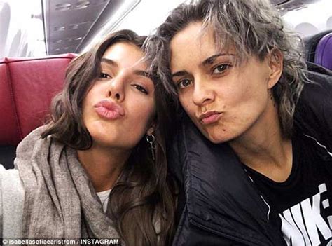 afl star moana hope gushes over girlfriend isabella carlstrom daily mail online