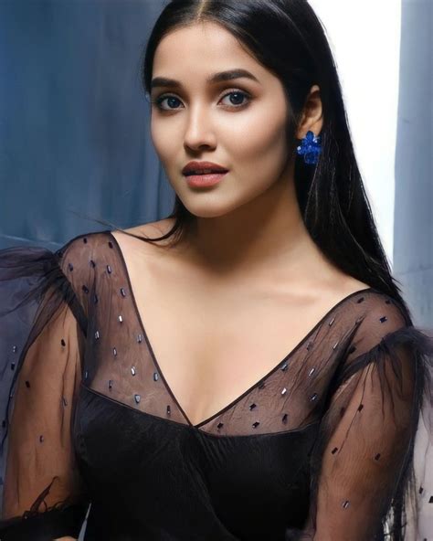 Malayalam Future Super Star Anikha Surendran Latest Photos