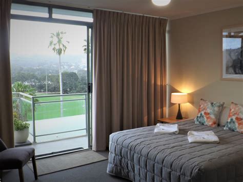 ocean view apartment  bedroom avoca palms resort