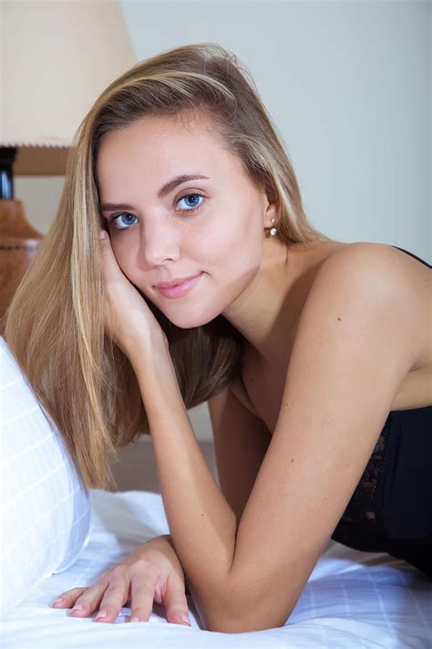 Ekaterina Skaredina Katya Clover Pornstar Brunette Lying On Front Bed Portrait Display Hd