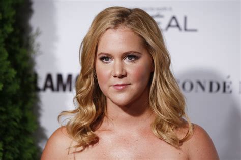 Amy Schumer Poses Without Underwear In Support Of Campaign For Gun