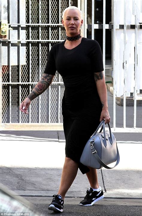 Dancing With The Stars Amber Rose Showcases Famous Curves In A