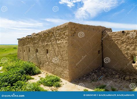 Old Building In Iraqi Desert Stock Photo Image Of Iraq Building
