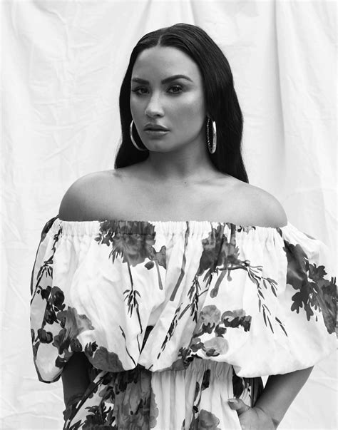 Temukan lagu terbaru favoritmu hanya di lagu 123 stafaband planetlagu. Vogue - Demi Lovato - Vogue September 2020 - Demi Lovato ...