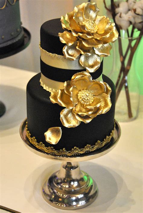 Black And Gold Cake Black And Gold Cake Gold Cake Amazing Wedding Cakes