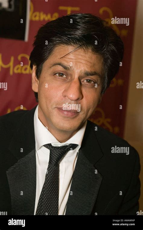Actor De Bollywood Shah Rukh Khan En Una Visita A Madame Tussauds En