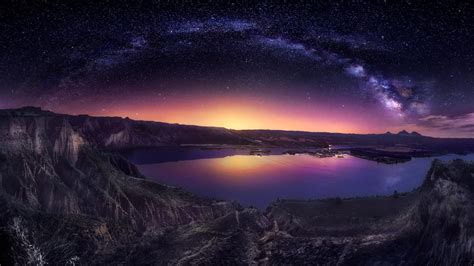 아름 다운 호수 산맥 밀키 방식으로 별이 빛나는 하늘 반사 물 자연 Hd 바탕 화면 배경 화면 와이드 스크린 고화질