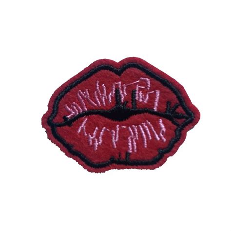 20pcslot Sexy Red Lips Patches Iron On Embroideried Partch For Clothes