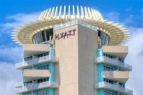 Hyatt Hotels Earning Analysts Love Buy The Dip User