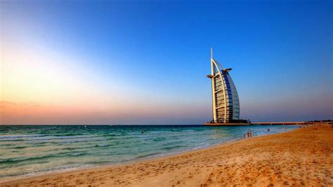Dubais Best Beaches Deluxe Holiday Homes™