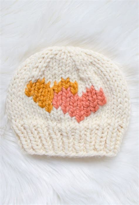 Whether knit a sweater, socks, handbag, toy or any other item, you can personalize it or decorate it with duplicate stitch. Duplicate Stitch Heart Tutorial - how to add a duplicate ...