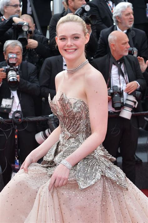 Elle Fanning S Cannes Looks From Custom Gowns To Runway Pulls Elle Fanning Style Dakota