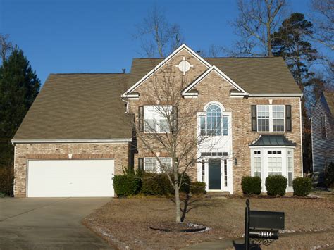Nice ranch style home for rent. 4 Bedroom, 2.5 bath 2 story home for sale in University City