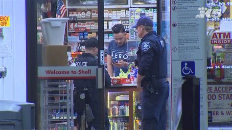 3 Back To Back Armed Robberies Reported In Seattle