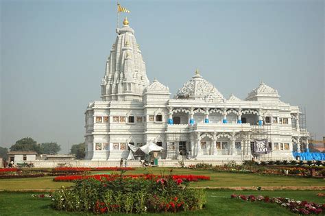 Famous Temples In Vrindavan ~ Brij Darshan